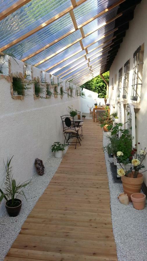 Marburg Apartment Pfiffige Luisa In Ruhiger Waldrandlage Mit Balkon Und Wintergarten Dış mekan fotoğraf